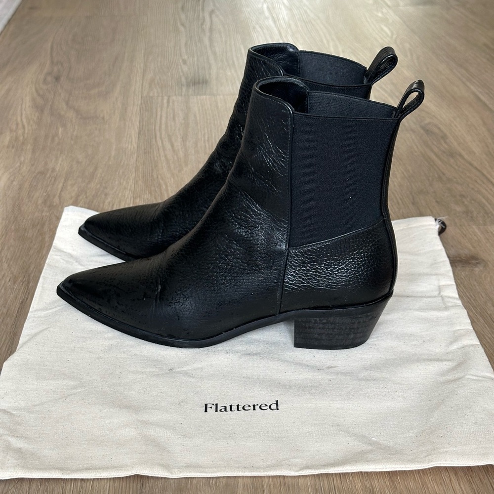 Flattered Boot Black Size 7 Made in Spain only worn once retails $450